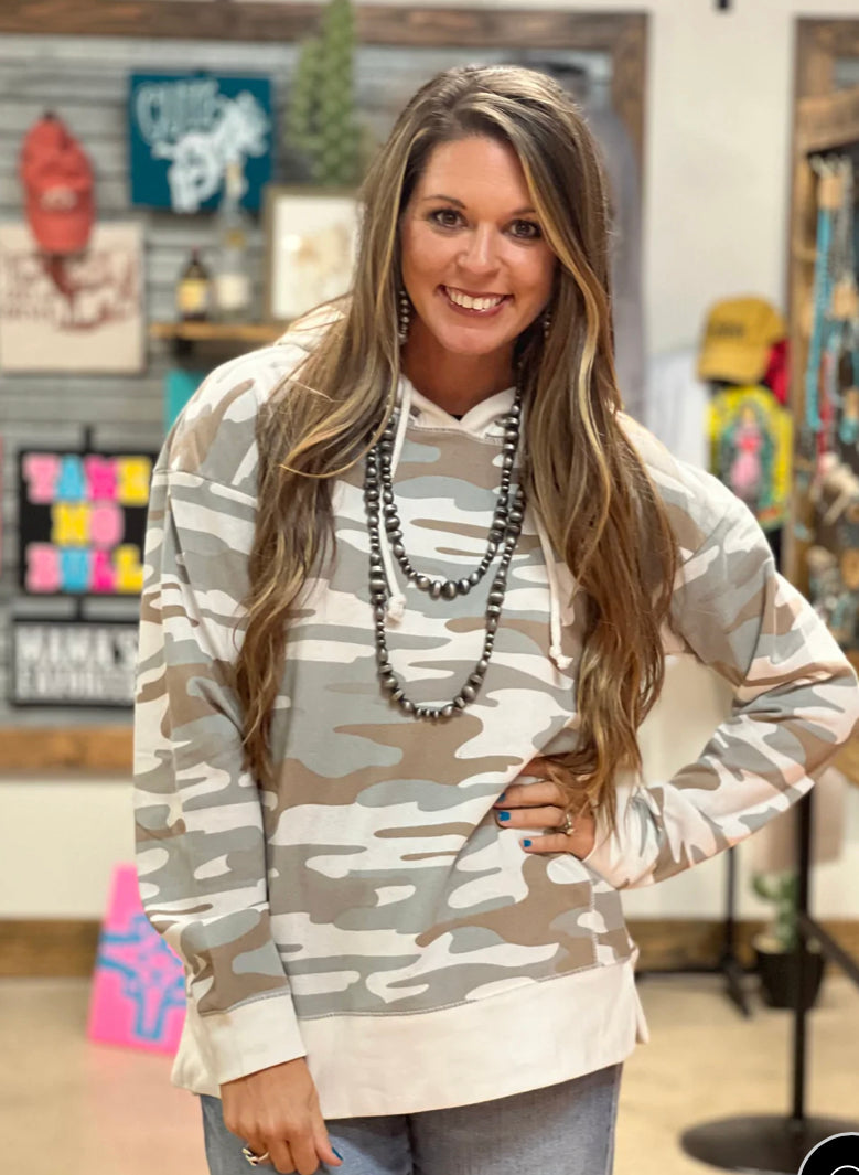 Jess Camo Print Hooded Sweatshirt - Forever Western Boutique