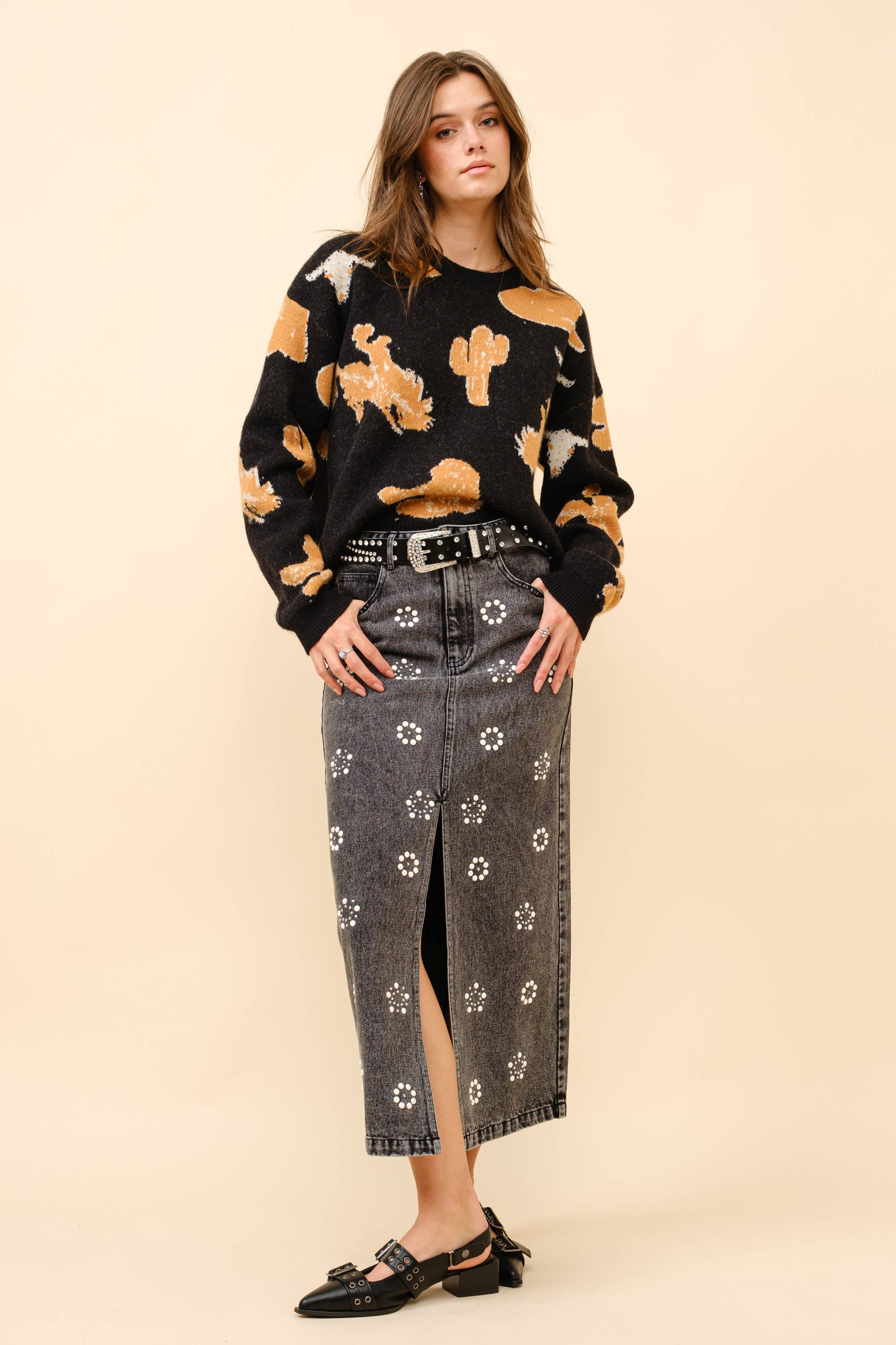 Western Sweater-black