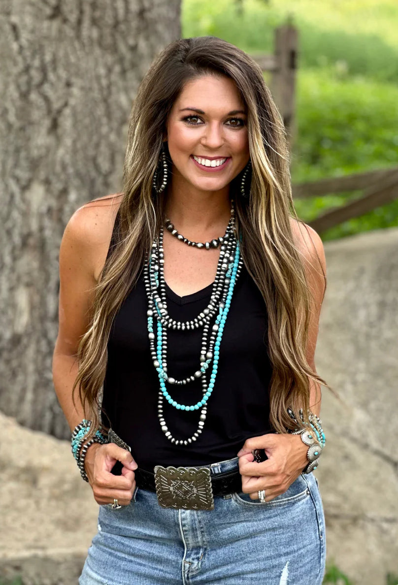 Jules Vneck Sleeveless Top-Black - Forever Western Boutique