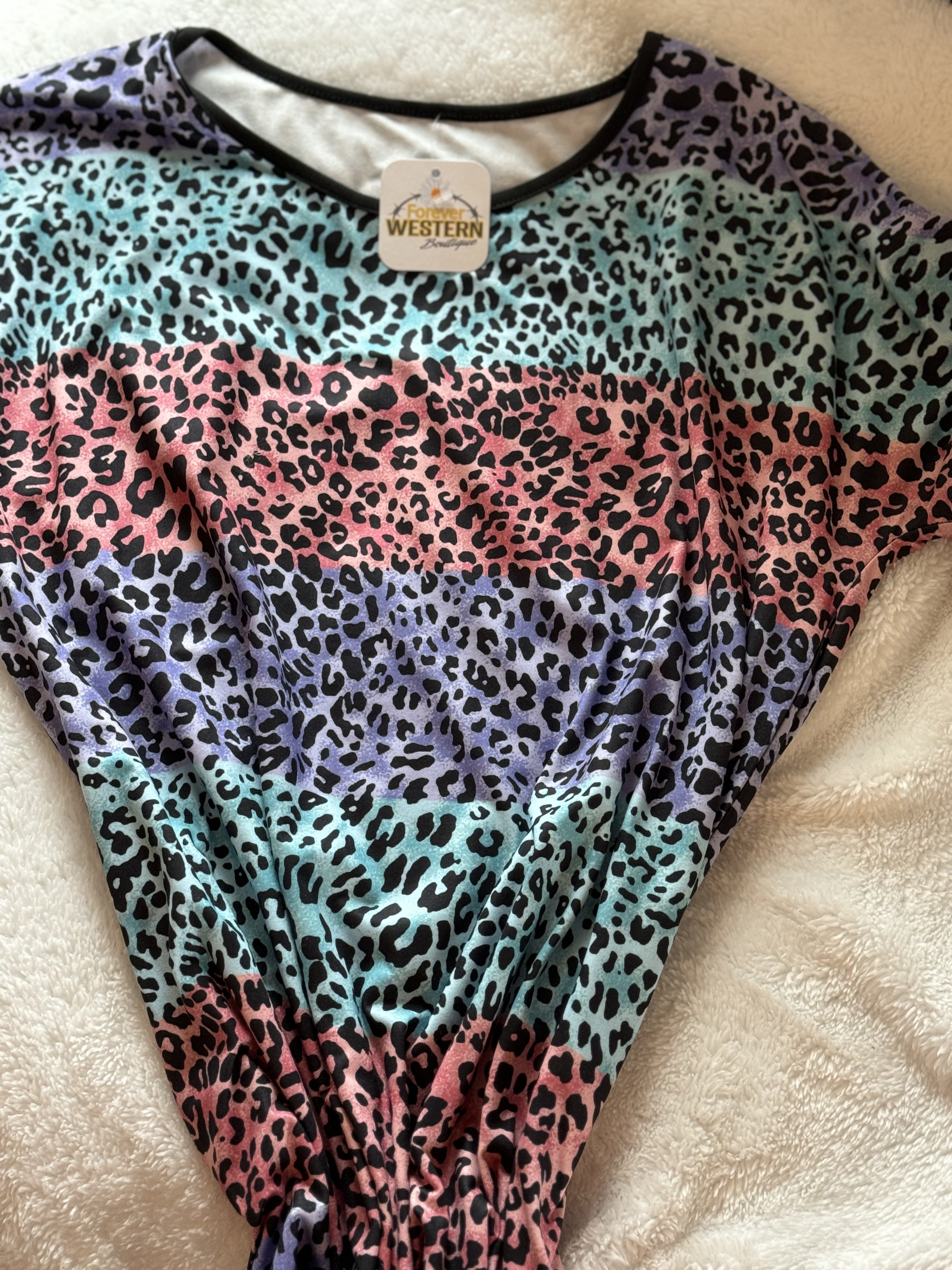 Leopard colored top-size small - Forever Western Boutique