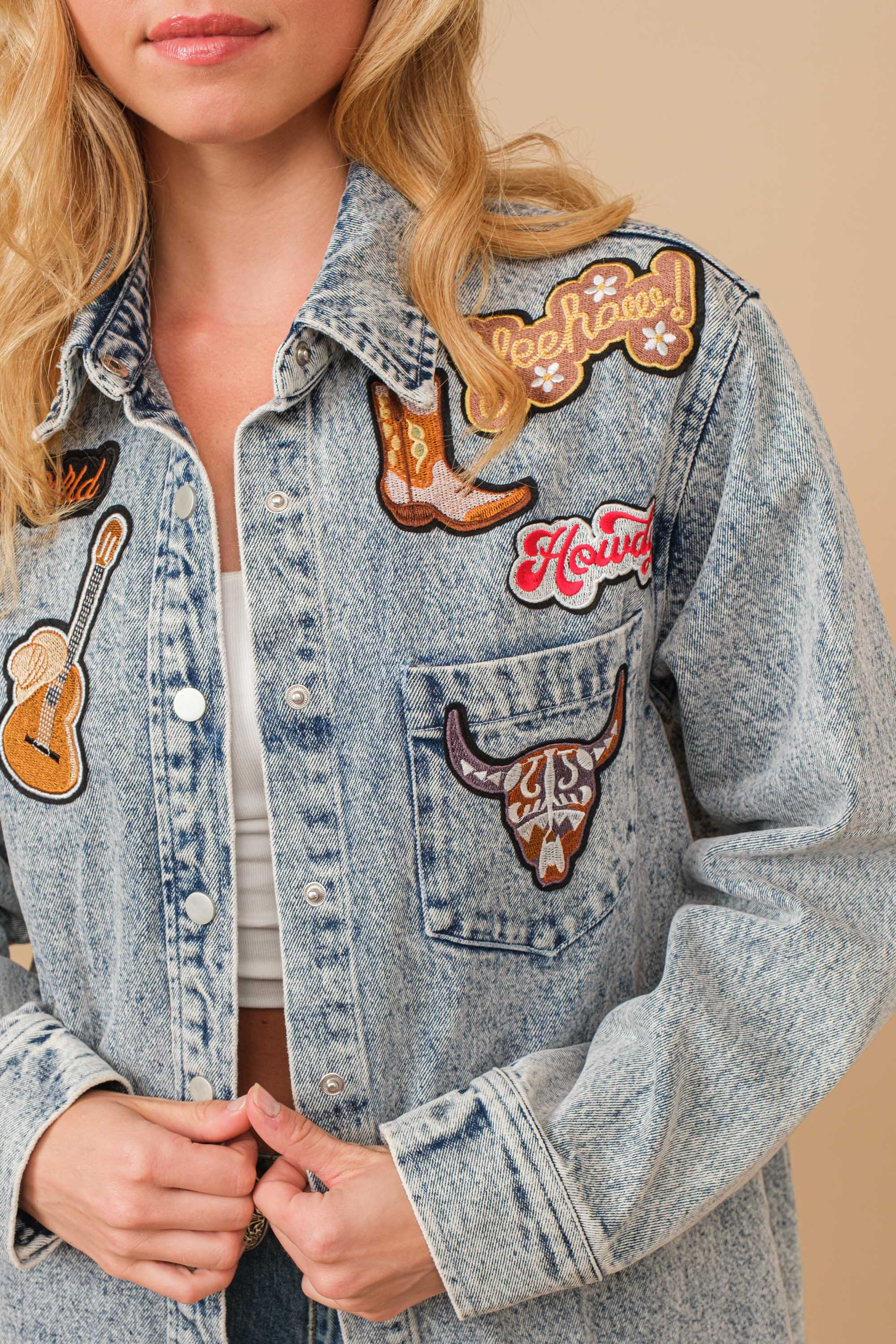 Garment Washed Snap Up Rodeo Denim Jacket: LIGHT WASH - Forever Western Boutique