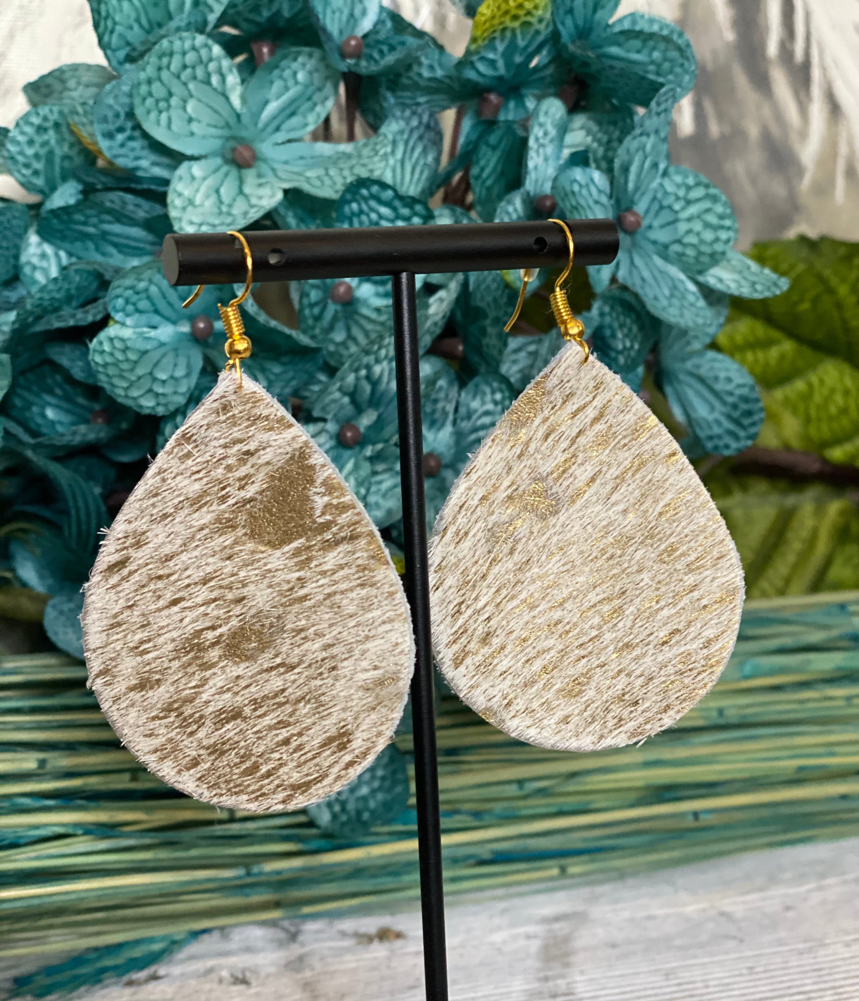 Cream and Gold cowhide earrings - Forever Western Boutique